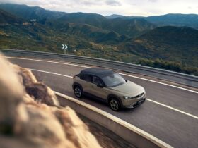 Mazda MX-30 prova su strada