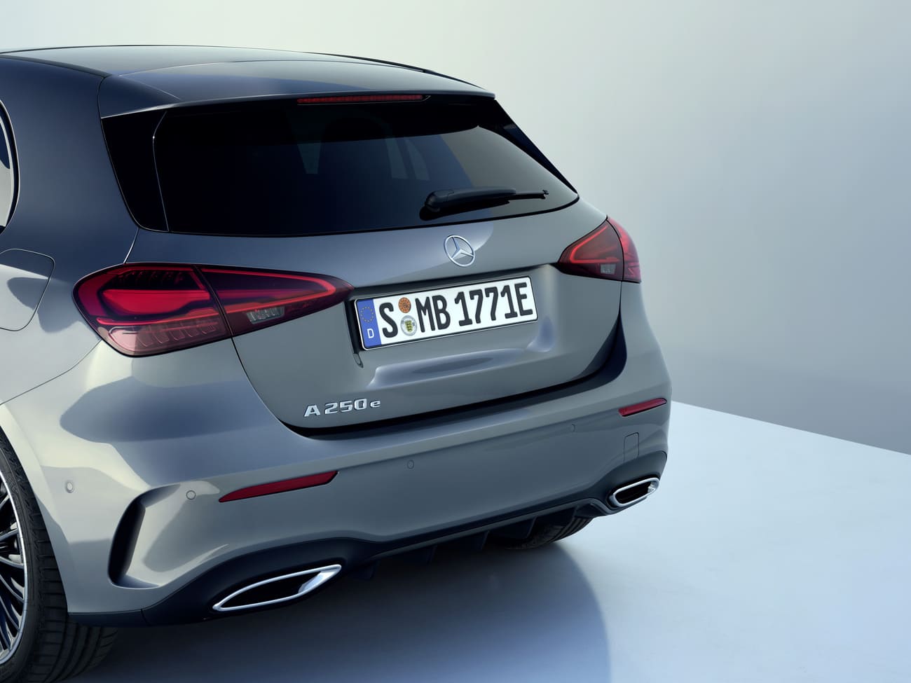 mercedes-benz classe a bagagliaio