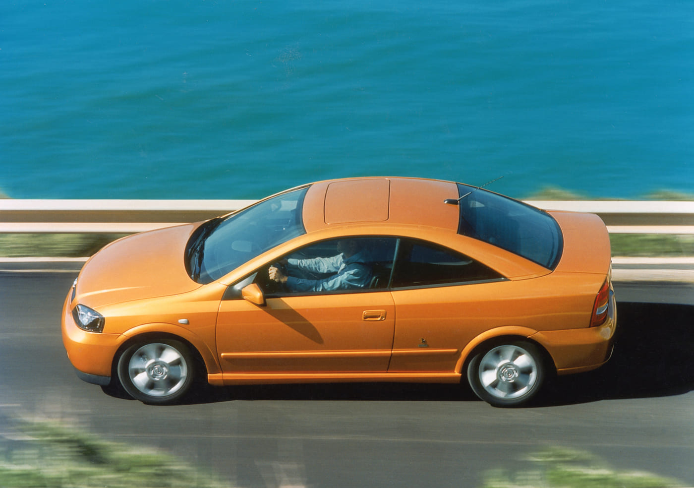 Opel Astra Coupé