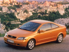 Opel Astra Coupé