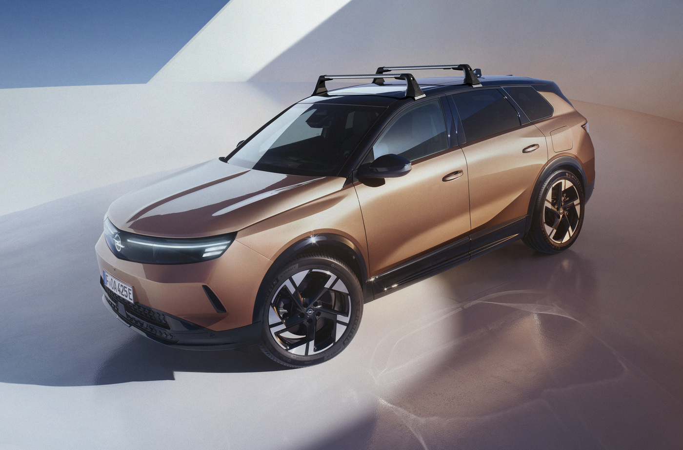 Opel Grandland, accessori su misura per comfort e funzionalità senza limiti