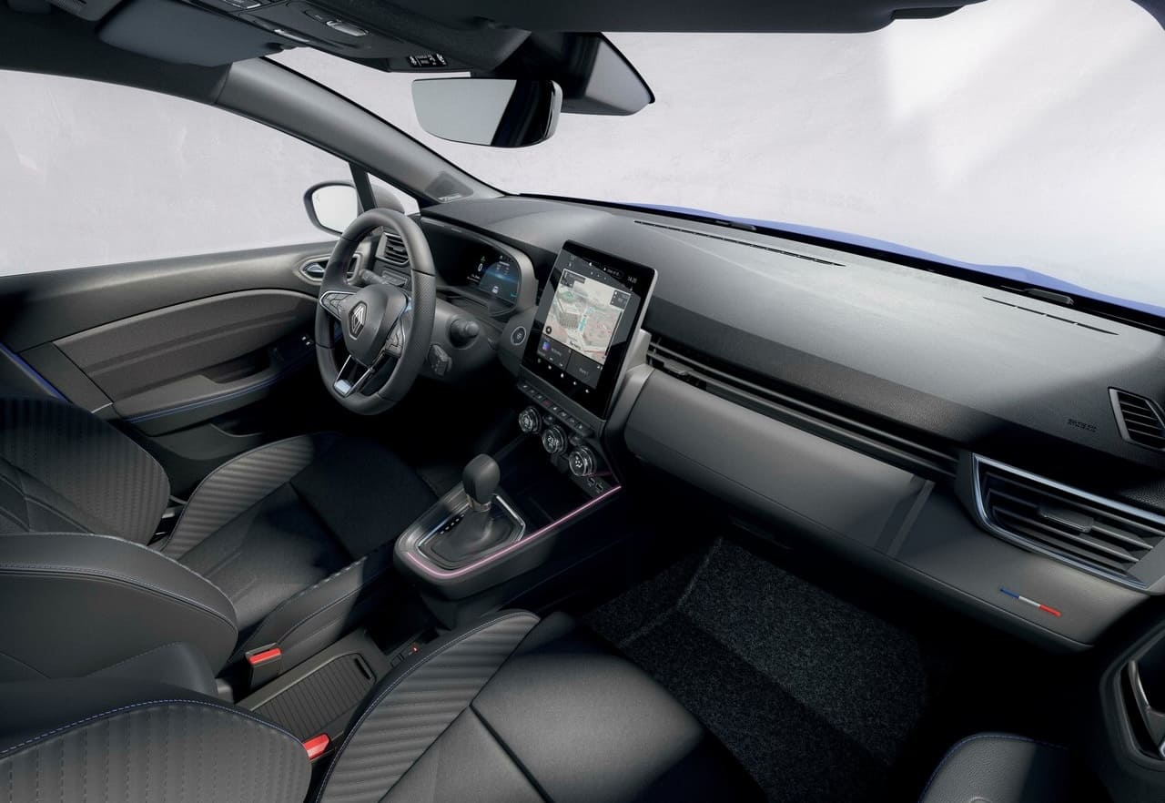 renault clio interni