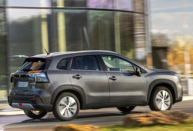 suzuki s-cross bagagliaio