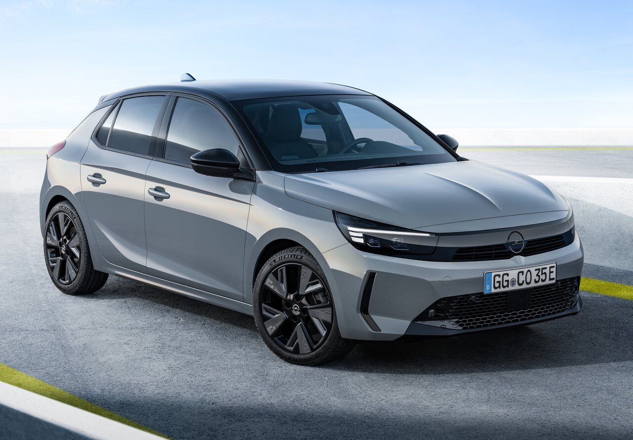 opel corsa bagagliaio