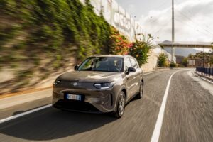 Leapmotor B03X prova su strada