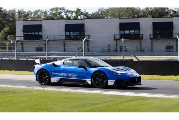 Maserati Track Assist