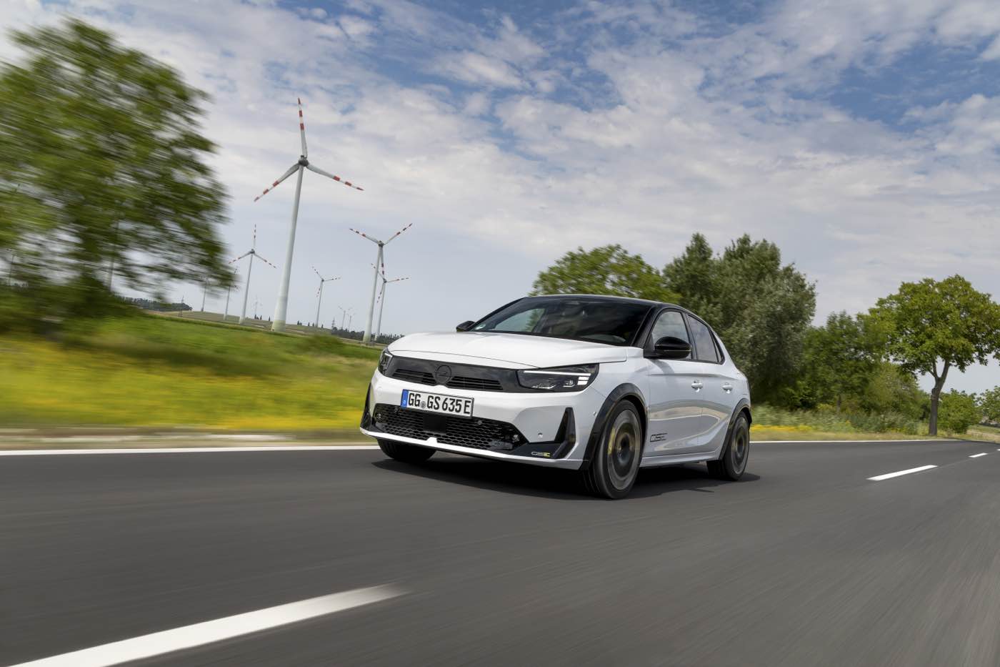 Opel Corsa GSE 2026: aperti gli ordini per la compatta elettrica super hot